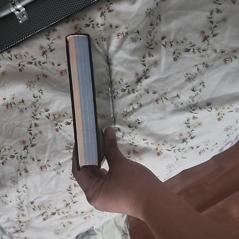 Book - Picture 5 of 6